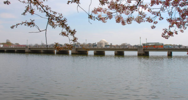 Bridge into Arlington Virginia