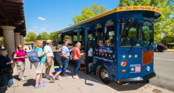 Arlington tour trolley