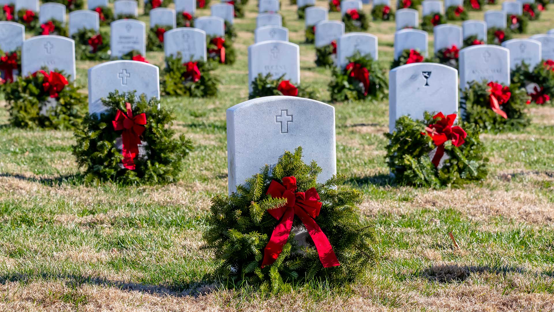 wreaths on the graves at arlington national cemetery